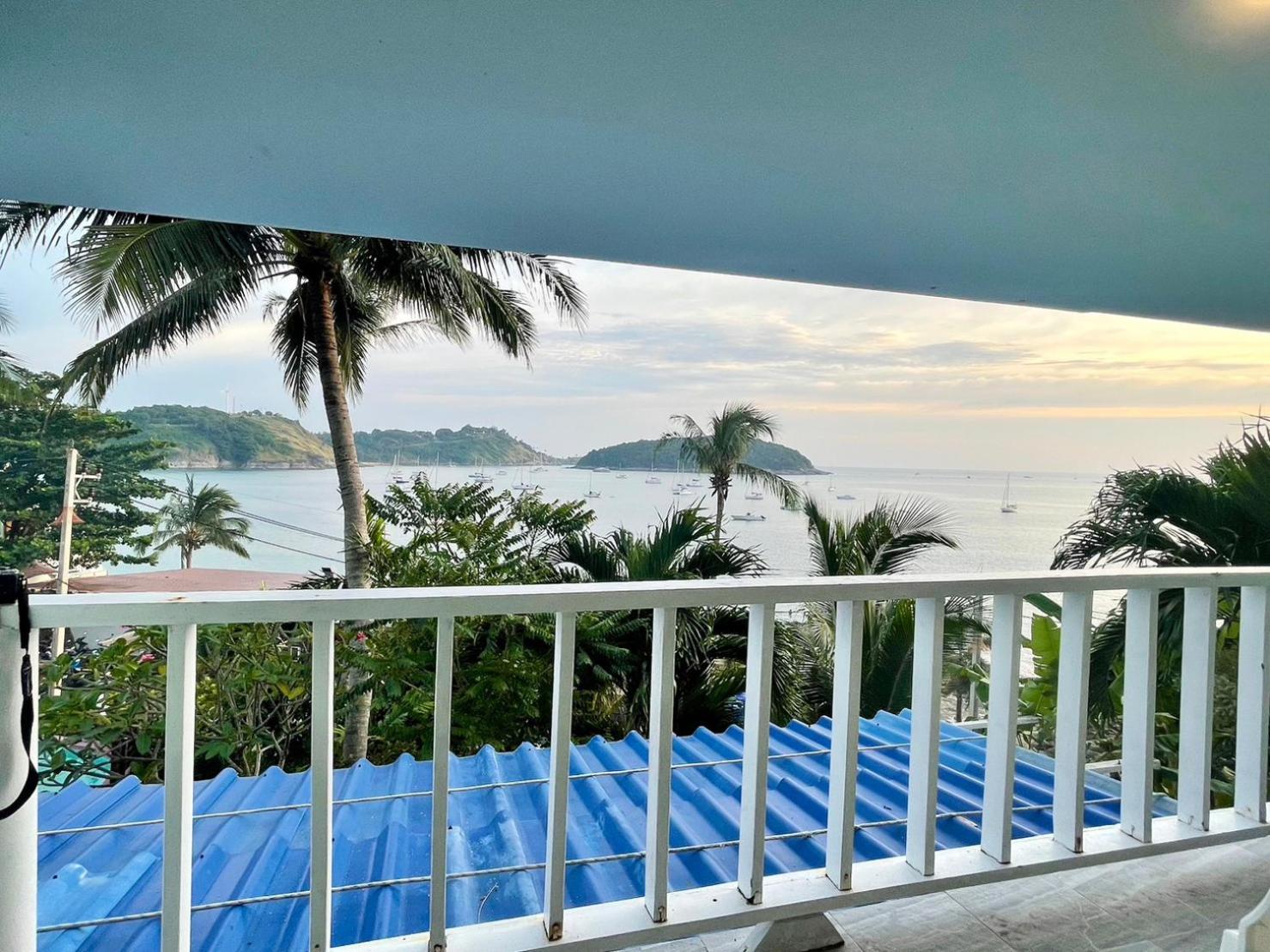 Naiharn On The Rock Resort Phuket Nai Harn Exteriör bild
