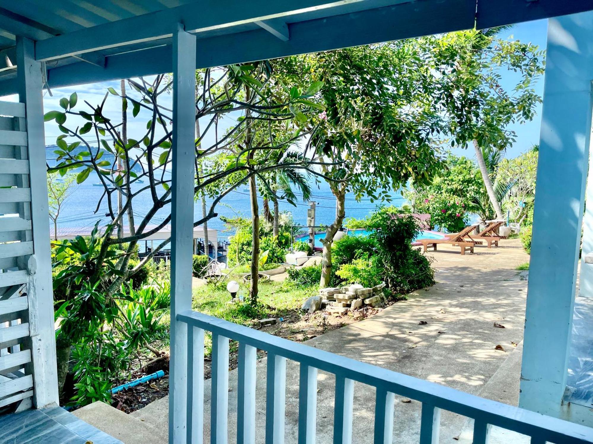 Naiharn On The Rock Resort Phuket Nai Harn Exteriör bild